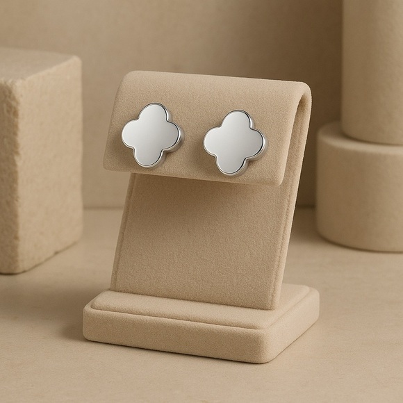 Silver Clover Stud Earrings - Picture 2 of 2